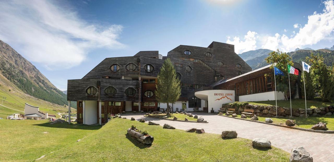 Blu Hotel Senales - Hotel Zirm Maso Corto Exterior photo